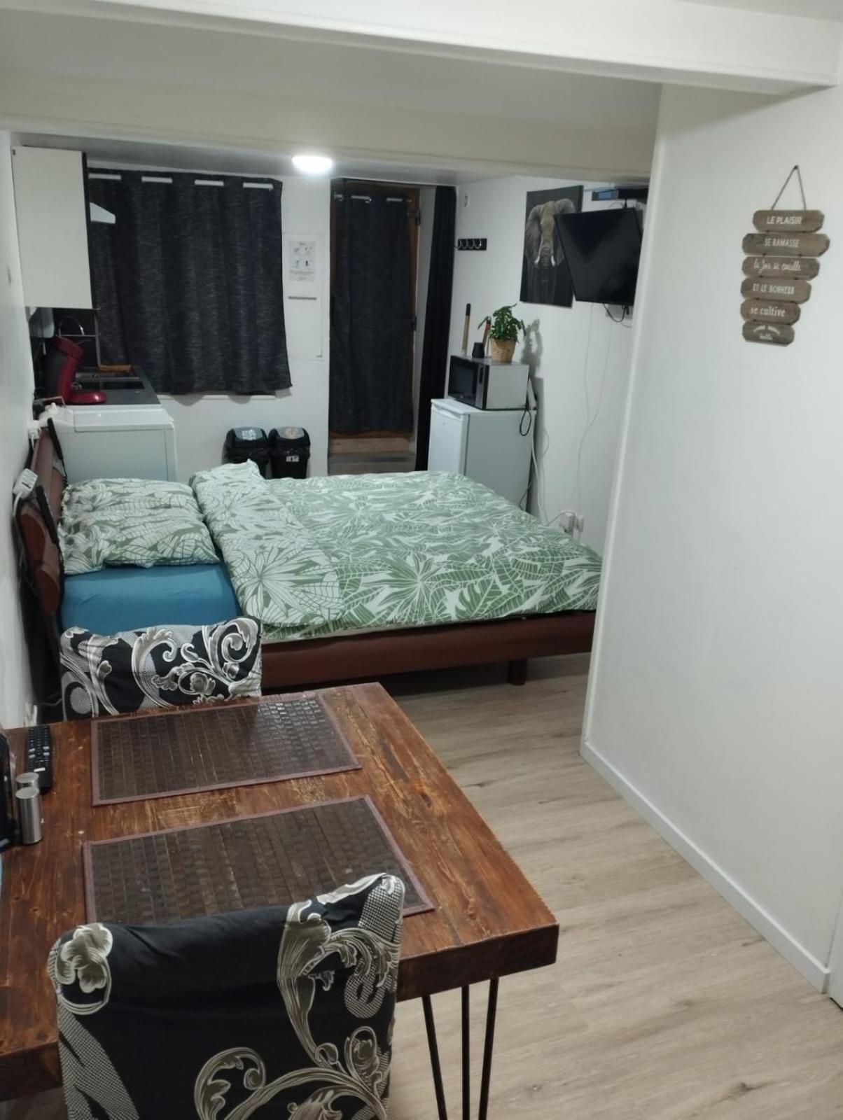 Centre Apartment *